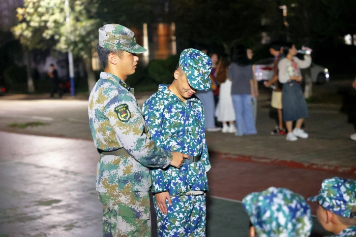 ade7c6fc02254ced9c034824977aed5f.jpg 1大.jpg